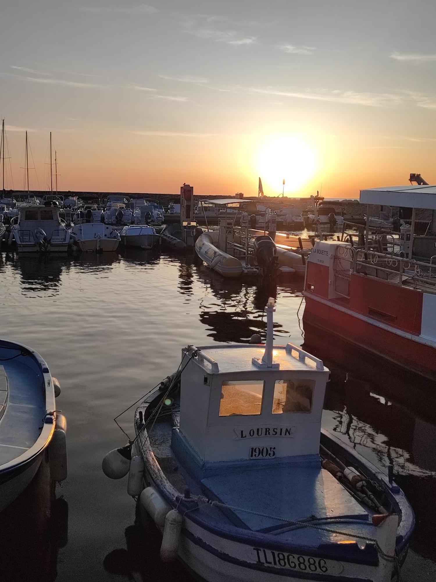 A Pieds Nus Jusqu'a La Apartamento Six-Fours-les-Plages